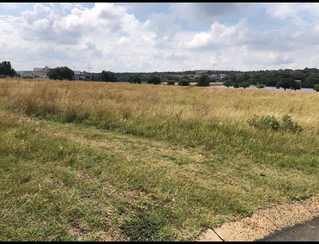 LAND FOR SALE IN WATERLAKE FARM LIFESTYLE ESTATE